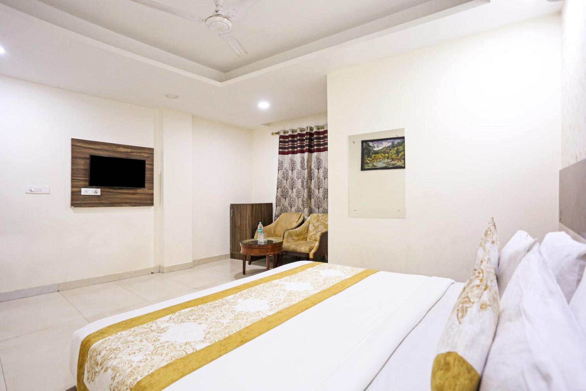 Hotel Happy Stay Delhi Airport Ню Делхи Екстериор снимка